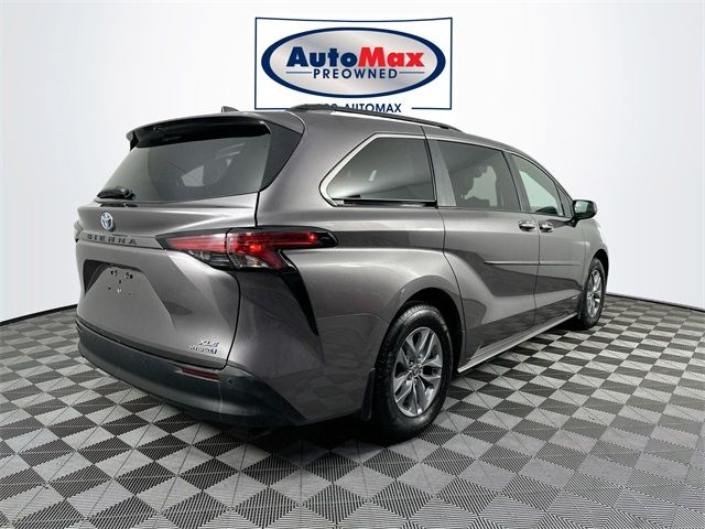 2021 Toyota Sienna XLE