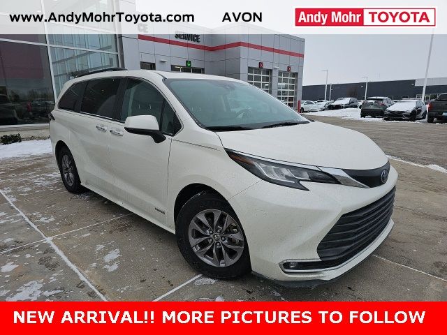 2021 Toyota Sienna XLE