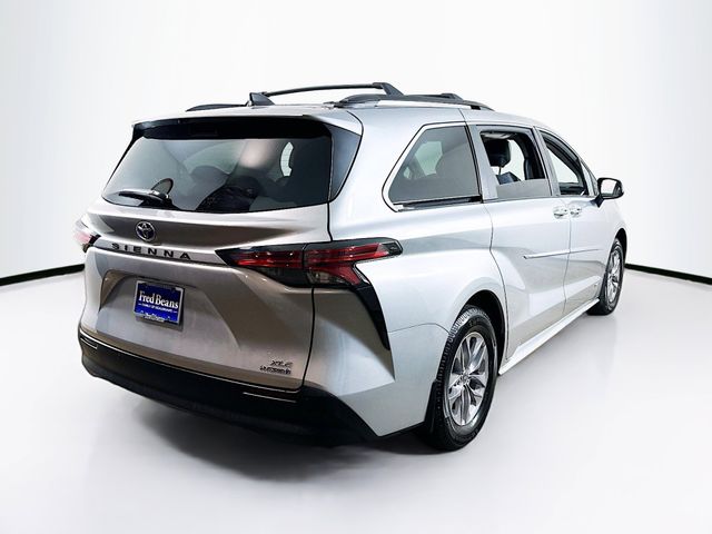 2021 Toyota Sienna XLE