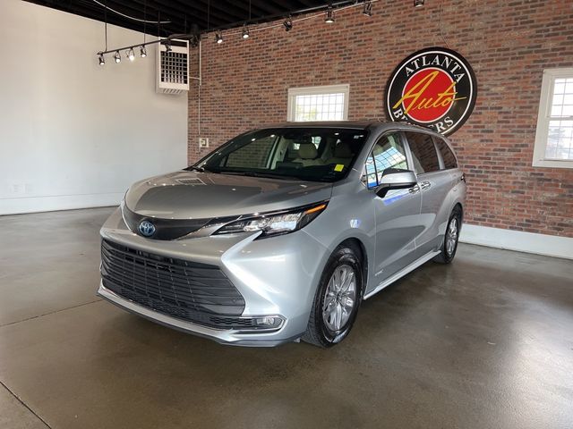 2021 Toyota Sienna XLE