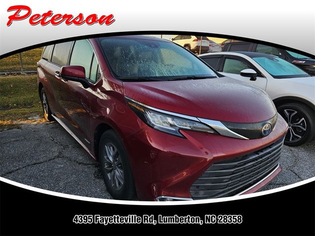 2021 Toyota Sienna XLE