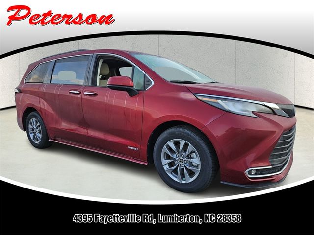 2021 Toyota Sienna XLE