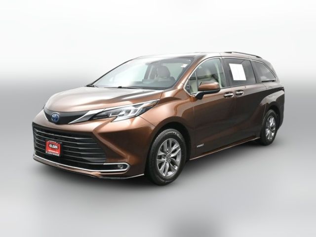 2021 Toyota Sienna XLE