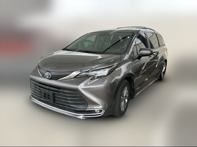 2021 Toyota Sienna XLE