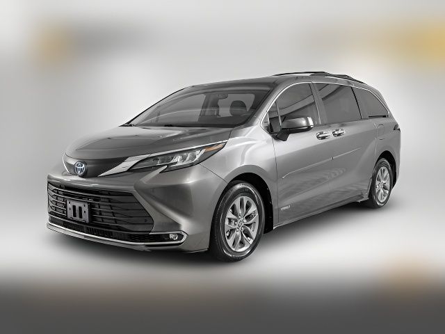 2021 Toyota Sienna XLE