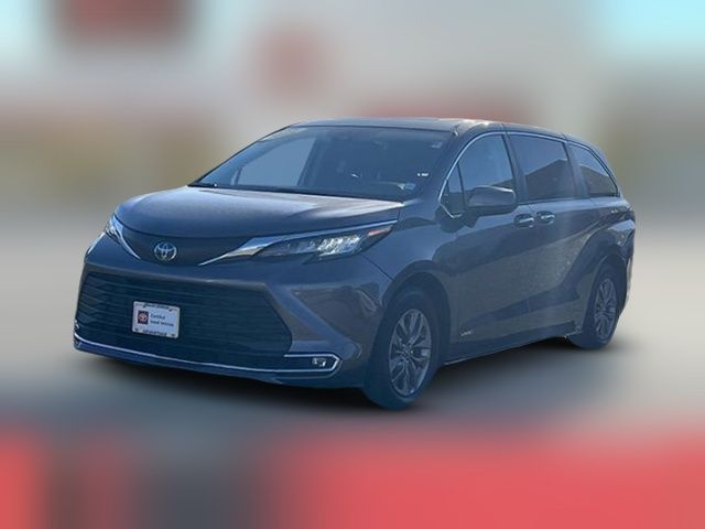 2021 Toyota Sienna XLE