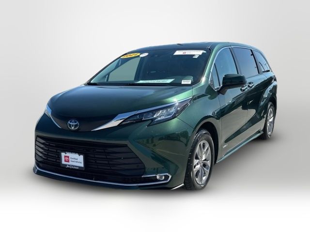 2021 Toyota Sienna XLE