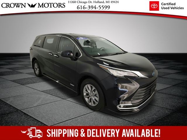 2021 Toyota Sienna XLE