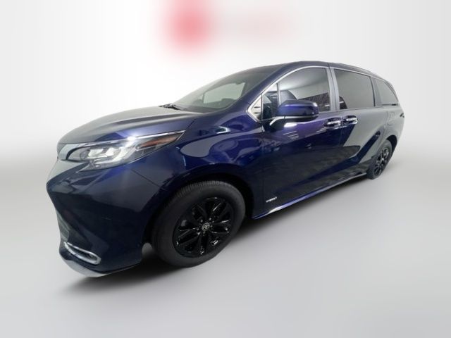 2021 Toyota Sienna XLE