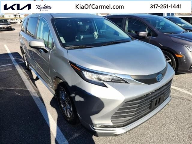 2021 Toyota Sienna XLE