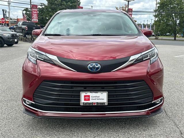 2021 Toyota Sienna XLE