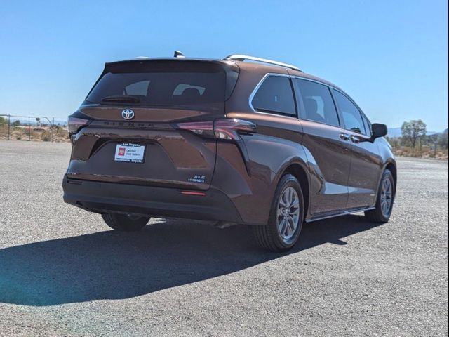 2021 Toyota Sienna XLE