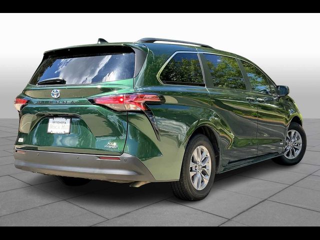 2021 Toyota Sienna XLE