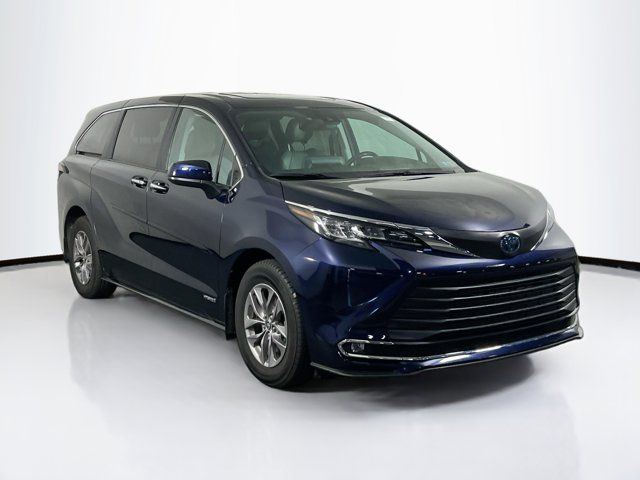 2021 Toyota Sienna XLE