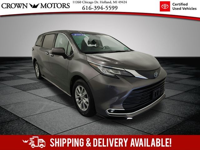 2021 Toyota Sienna XLE