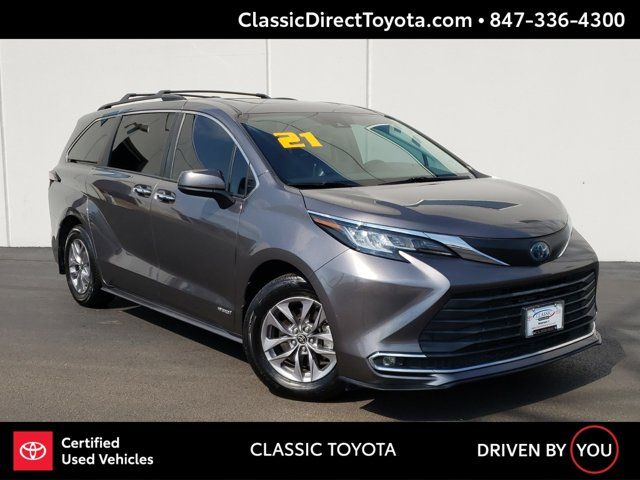 2021 Toyota Sienna XLE