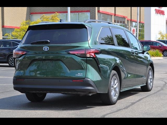 2021 Toyota Sienna XLE