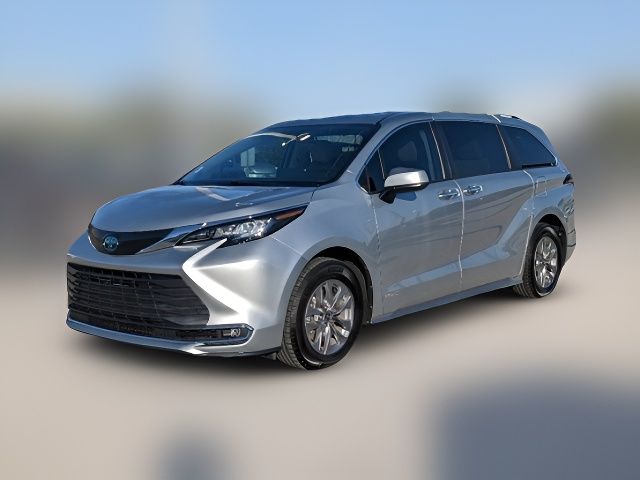 2021 Toyota Sienna XLE