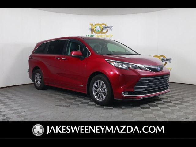 2021 Toyota Sienna XLE