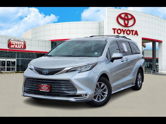 2021 Toyota Sienna XLE