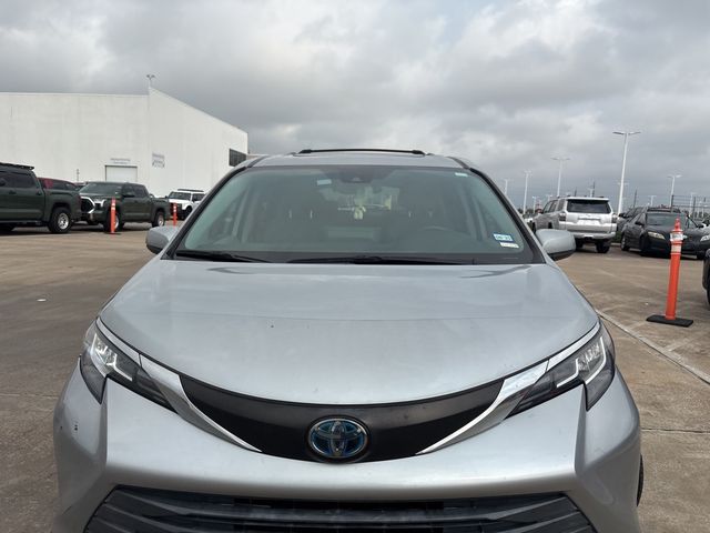 2021 Toyota Sienna XLE