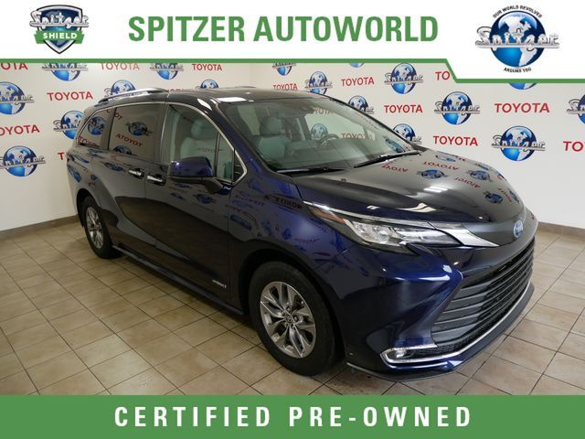 2021 Toyota Sienna XLE