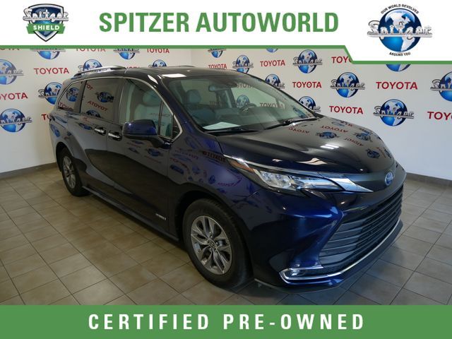 2021 Toyota Sienna XLE