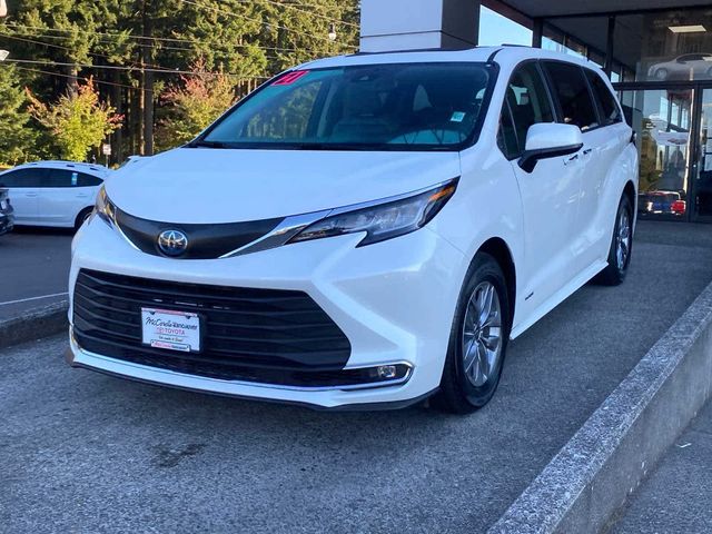 2021 Toyota Sienna XLE