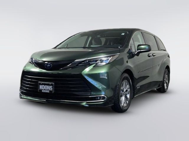 2021 Toyota Sienna XLE