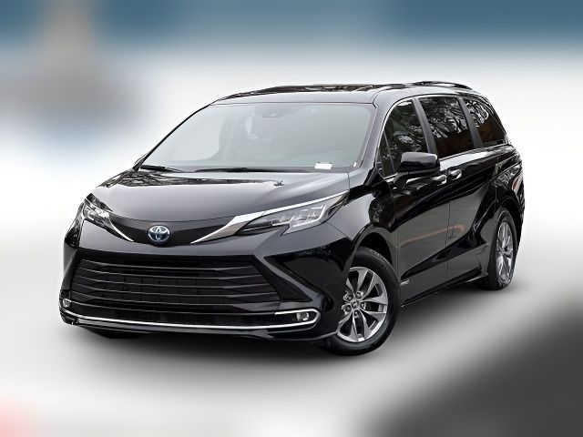 2021 Toyota Sienna XLE