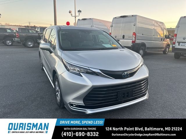 2021 Toyota Sienna XLE