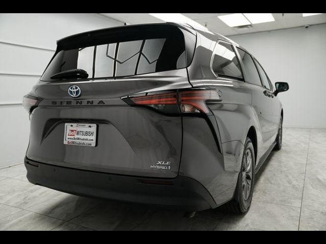 2021 Toyota Sienna XLE