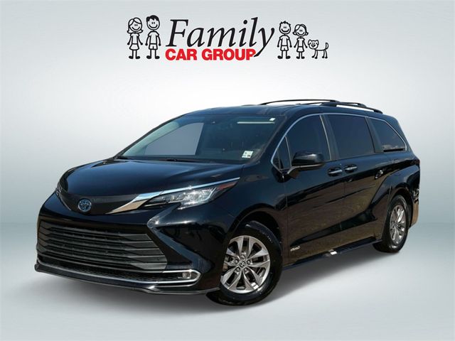 2021 Toyota Sienna XLE