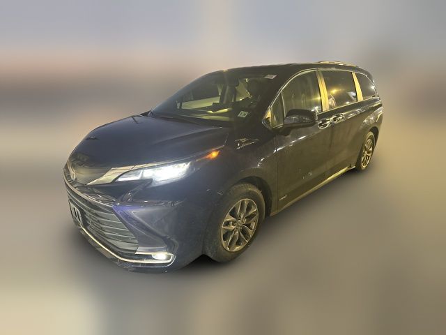 2021 Toyota Sienna XLE