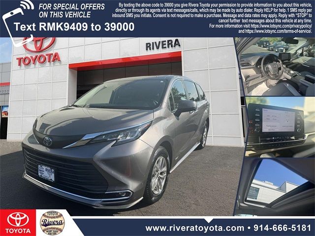 2021 Toyota Sienna XLE