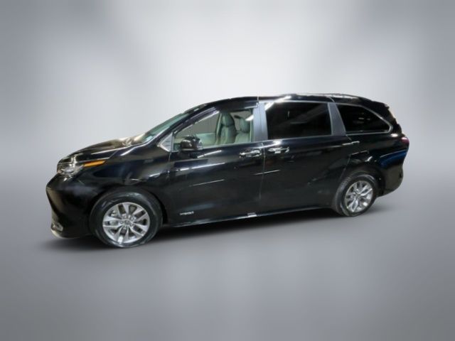 2021 Toyota Sienna XLE