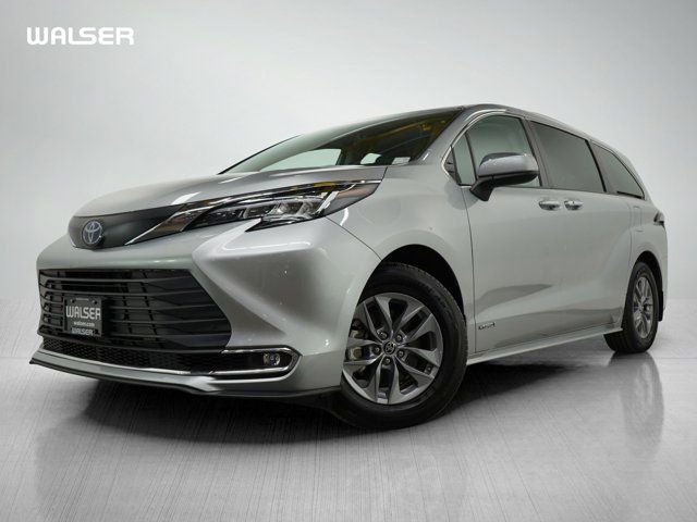 2021 Toyota Sienna XLE