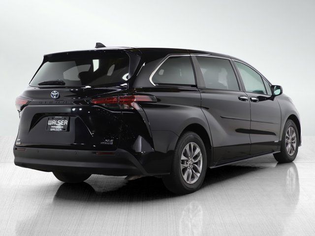 2021 Toyota Sienna XLE