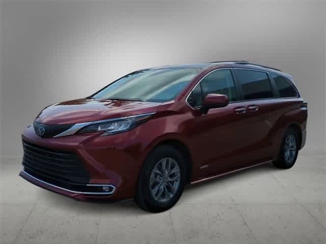 2021 Toyota Sienna XLE