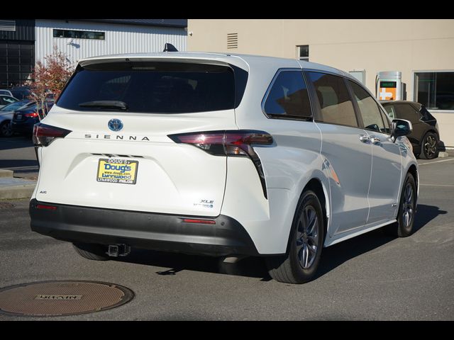 2021 Toyota Sienna XLE