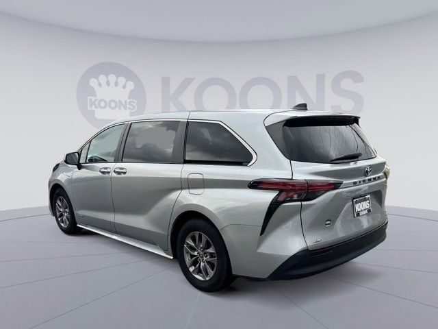 2021 Toyota Sienna XLE