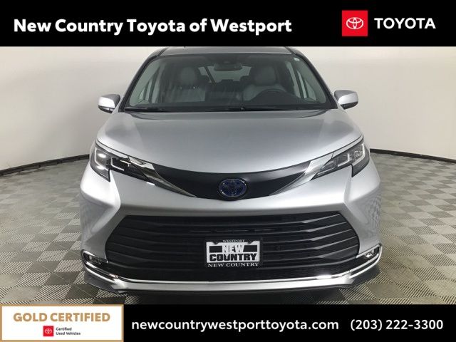 2021 Toyota Sienna XLE