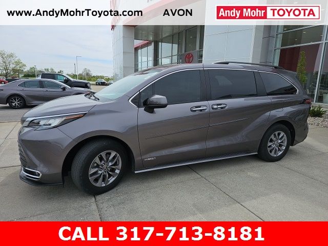 2021 Toyota Sienna XLE