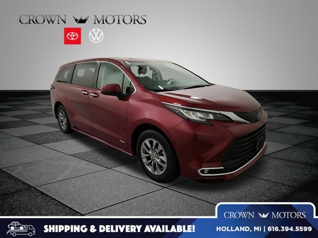 2021 Toyota Sienna XLE