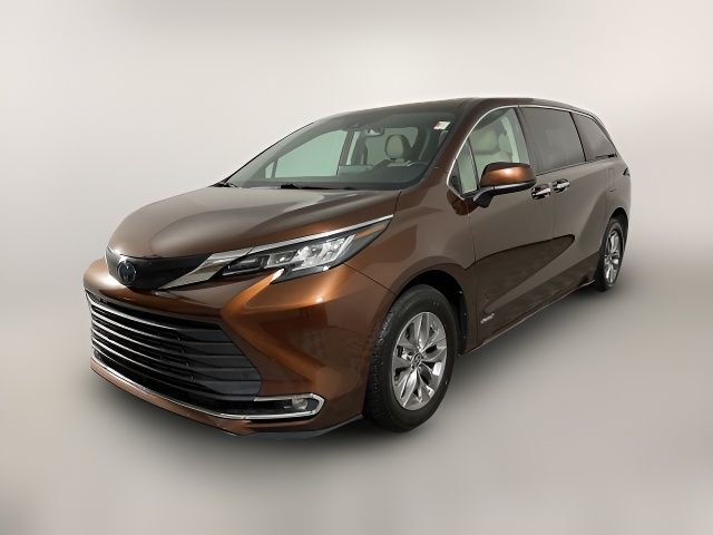 2021 Toyota Sienna XLE