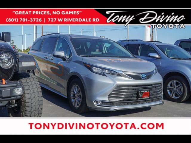 2021 Toyota Sienna XLE