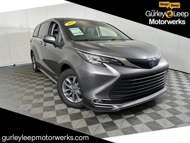 2021 Toyota Sienna XLE