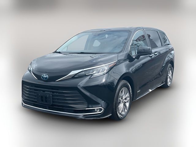 2021 Toyota Sienna XLE