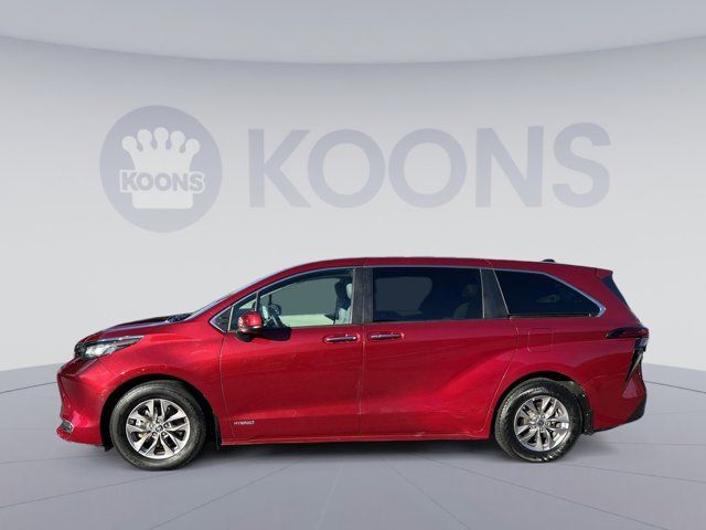 2021 Toyota Sienna XLE