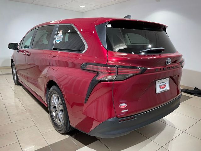 2021 Toyota Sienna XLE